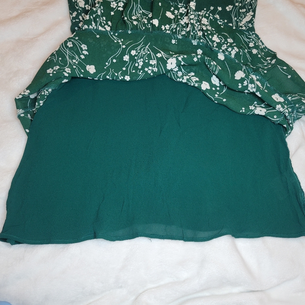 Reformation Doutzen Floral Green Mini Dress with Ruffle Sleeves and Hem Size 2 - Picture 4 of 15